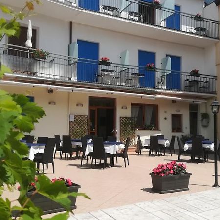 Hotel Luisa Brenzone sul Garda Exterior photo