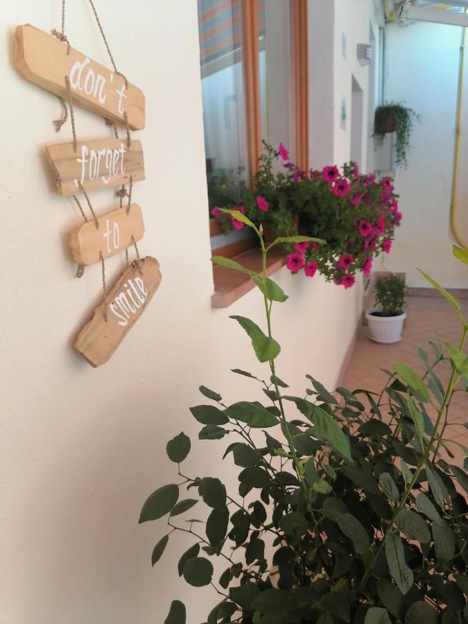 Hotel Luisa Brenzone sul Garda Exterior photo
