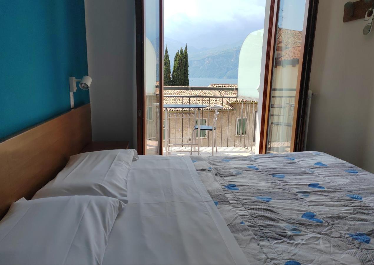 Hotel Luisa Brenzone sul Garda Exterior photo