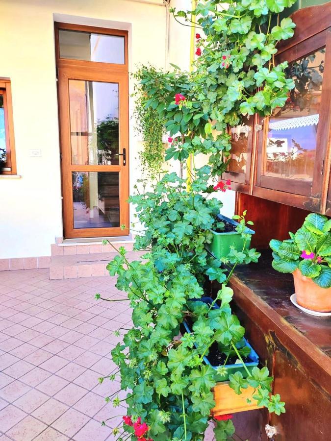 Hotel Luisa Brenzone sul Garda Exterior photo