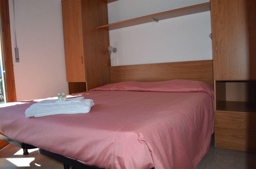 Hotel Luisa Brenzone sul Garda Exterior photo