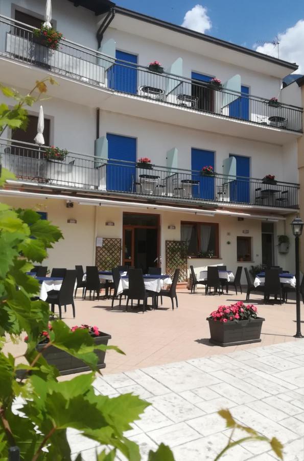 Hotel Luisa Brenzone sul Garda Exterior photo